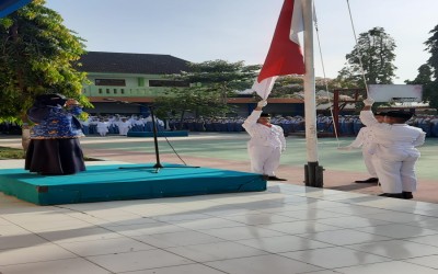 Upacara Hari Kesaktian Pancasila di SMAN 1 Nganjuk: Wujud Penghormatan Nilai-Nilai Pancasila